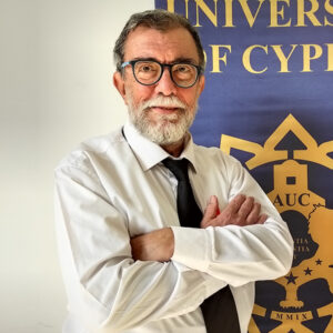 Doç. Dr. Turgay Akalın